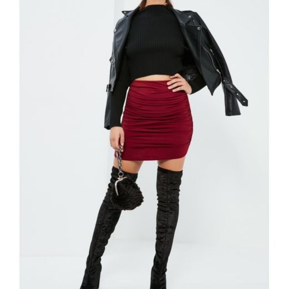 NWOT Missguided Mini Skirt - Wine
